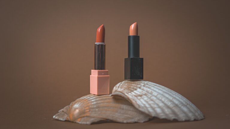 Product Photography and Promotional Media for Dropshipping: Building Visual Assets That Convert