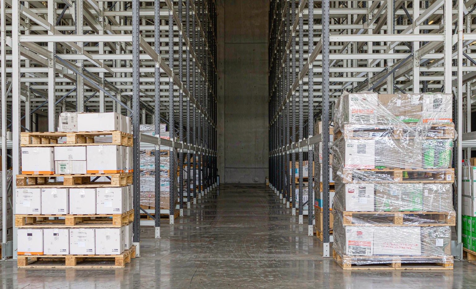 How Order Fulfillment Works: The Real Dropshipping Flow Pallets of inventory stored in a fulfillment warehouse